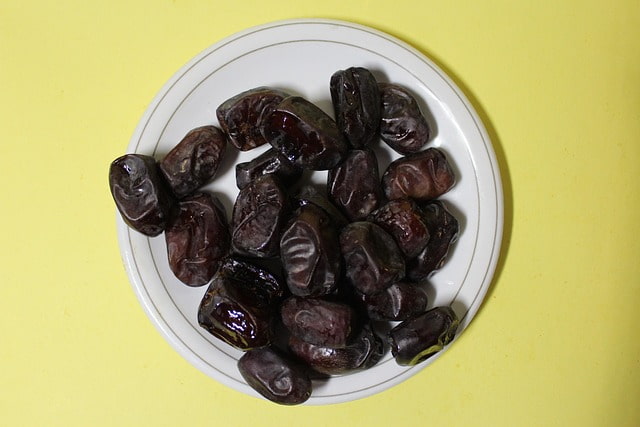 تصویر 2 از خرما مضافتی حجازی برداشت خاص با ضمانت نامه سلامت محصول